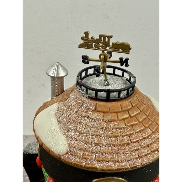 NWT Department 56 Toot’s Model Train Mfg. North Pole Series #56728 BOX RETIRED - Picture 16 of 17